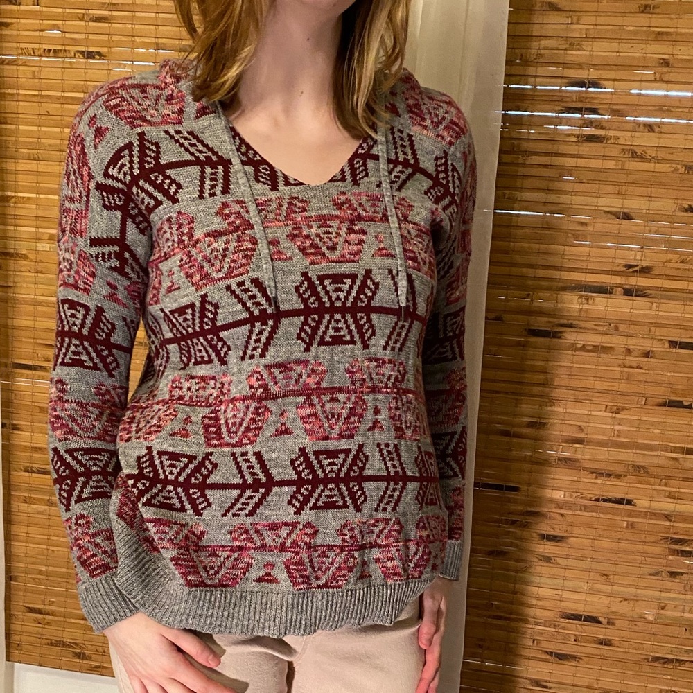 AEO cotton Southwest tribal hooded sweater gray maroon pink -small